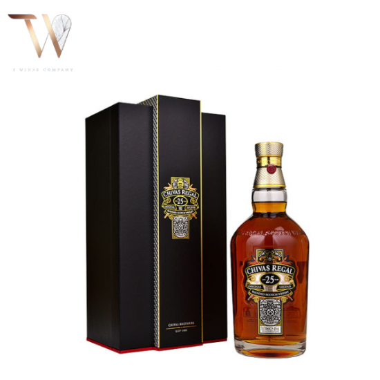 Chivas 25 năm Regal